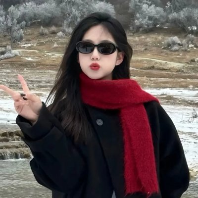 使用下方 20 个影片名，按顺序一一对应，不要改动片名文字，只根据片名和括号内类型提示来虚构全新的故事内容： 我的战舰能升级 动态漫画 少林搭棚大师国语 迷魂飞行员 快乐到家 怪栗情人 手枪队 纸牌屋第五季 碧玉离魂 幻变梦境 独行侠夺宝记 豆田战役 不可遗忘第六季 珍之家 法不容情 流水落花粤语 亚洲之爱 太空朋克猫 小夫妻 大叔小馆 各自逃生 在线观看